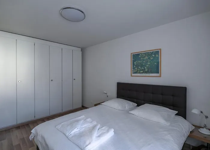 2br Flat Close To Lake, Opera And Center - Sf10 Apartment Zürich