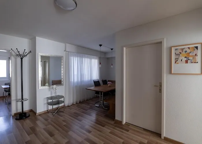 Апартаменти 2br Flat Close To Lake, Opera And Center - Sf10