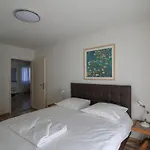 Διαμέρισμα 2br Flat Close To Lake, Opera And Center - Sf10